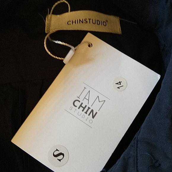 Chinstudio Pleated Vest NWT - Picture 8 of 8